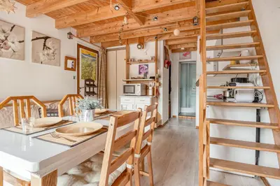 Cuisine ou kitchenette dans l'établissement Le Lutin