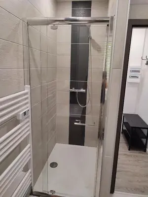 Salle de bains dans l'établissement *** les loges de la friche DMC ***