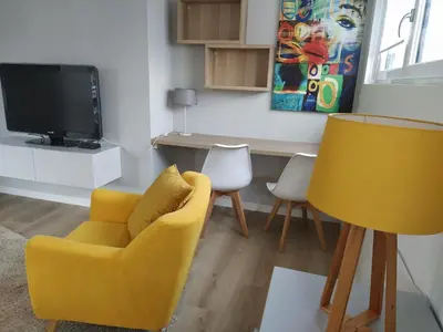 Télévision ou salle de divertissement dans l'établissement 