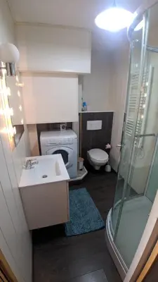 Salle de bains dans l'établissement Chalet Vosgien