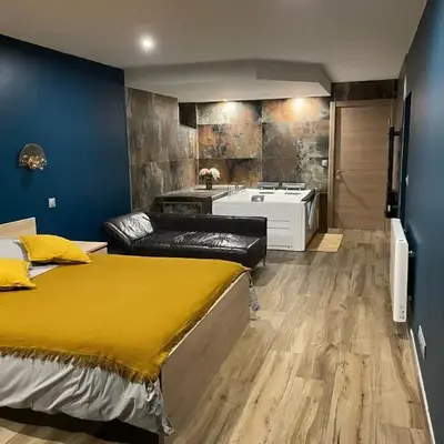 Charmant logement avec balnéo
