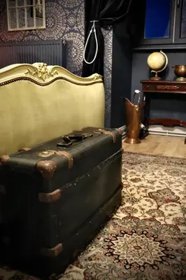 Coin salon dans l'établissement Le grand gîte du Sorcier ! Logement magique