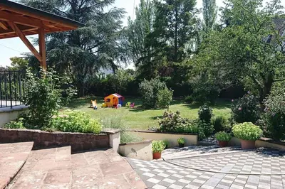 Jardin de l'établissement Le Point central - Terrasse - Proche de Colmar