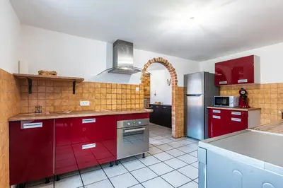 Cuisine ou kitchenette dans l'établissement Gite de la voie verte gitesdes2vallees