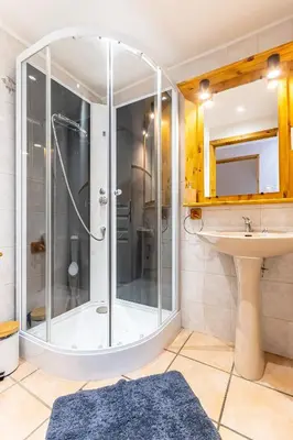 Salle de bains dans l'établissement Gite de la voie verte gitesdes2vallees