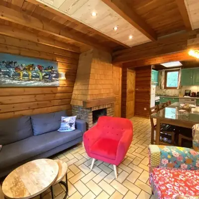 LE SKIEUR Chalet en bois