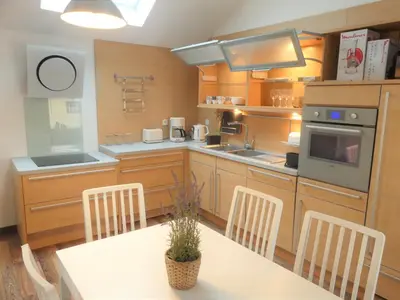 Cuisine ou kitchenette dans l'établissement LE STRASBOURG - Confortable maison de ville