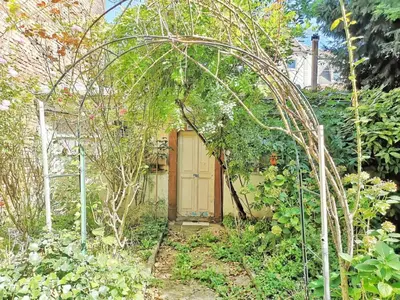 Jardin de l'établissement Rosa Maria Studio Centre ville Mulhouse