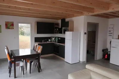 Cuisine ou kitchenette dans l'établissement gîte les bouleaux