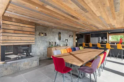 Coin salon dans l'établissement Aigle des Neiges 5 étoiles
