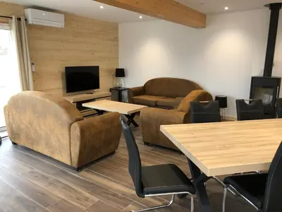 Télévision ou salle de divertissement dans l'établissement Chalet Jersey