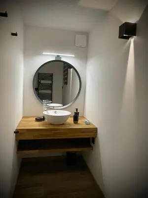 Salle de bains dans l'établissement Le gîte cozy de Bouvacôte avec vue panoramique et Sauna