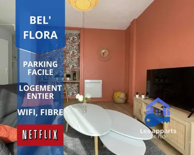 Télévision ou salle de divertissement dans l'établissement Bel'flora