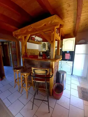 Cuisine ou kitchenette dans l'établissement Chalet Typique Vosgien 