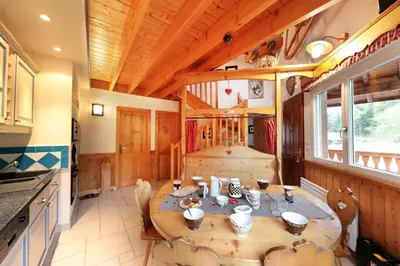 Cuisine ou kitchenette dans l'établissement Le Bucheron au cœur du massif des Vosges 3 étoiles