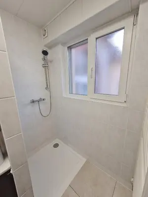 Salle de bains dans l'établissement Les Chouchous du Ried 1