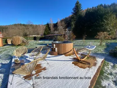 Vue générale sur la montagne ou vue sur la montagne depuis le chalet