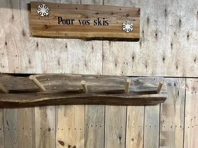 Certificat, récompense, panneau ou autre document affiché dans l'établissement LES CIMES BLANCHES CLEDICIHOME Chalet 10 pers SPA & Grand terrain 4 MINUTES DES PISTES