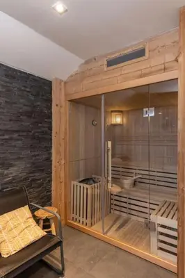 Plan de l'établissement Chalet du Bien-être 15p. Piscine,Spa, Hammam,Pétanque,Basket