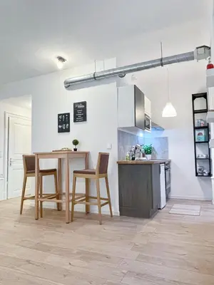 Cuisine ou kitchenette dans l'établissement Le petit épicier