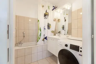 Salle de bains dans l'établissement Travel Homes - The Nils, Cosy & cute with Parking