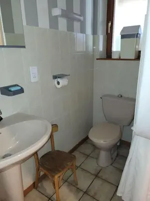 Salle de bains dans l'établissement Gîte à la ferme du Lomont