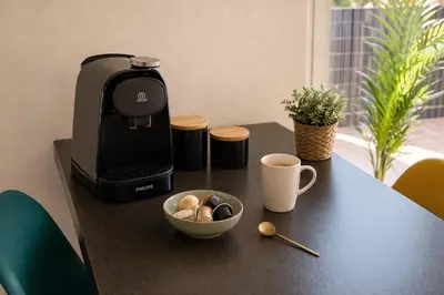Plateau bouilloire dans l'établissement Studio 26 m2 à Mulhouse - Terrasse & Stationnement - Accès UHA & Tram