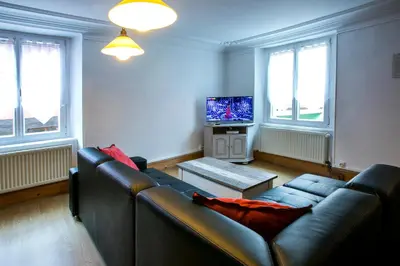 Télévision ou salle de divertissement dans l'établissement KB68