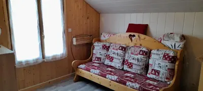Un ou plusieurs lits dans un hébergement de l'établissement Gîte de charme avec jacuzzi étang babyfoot et rivière