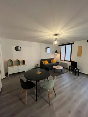Coin salon dans l'établissement Appartement cosy hyper centre colmar