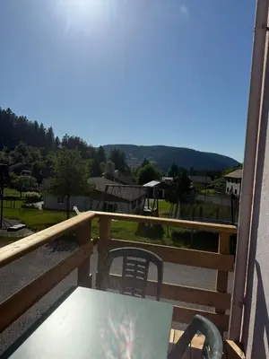 Vue générale sur la montagne ou vue sur la montagne depuis l'appartement