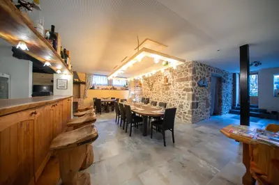 Cuisine ou kitchenette dans l'établissement Villa Valtin