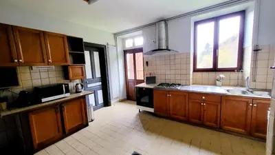 Cuisine ou kitchenette dans l'établissement ECOLE de BELMONT
