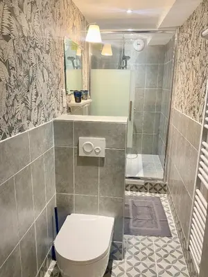 Salle de bains dans l'établissement Hostellerie Alsacienne de Masevaux