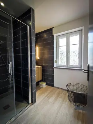 Salle de bains dans l'établissement LA HALTE 19