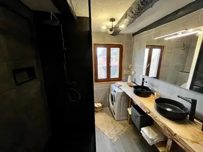 Cuisine ou kitchenette dans l'établissement Appartement de charme alsacien, centre historique