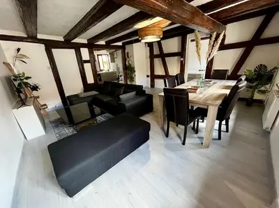 Coin salon dans l'établissement Appartement de charme alsacien, centre historique