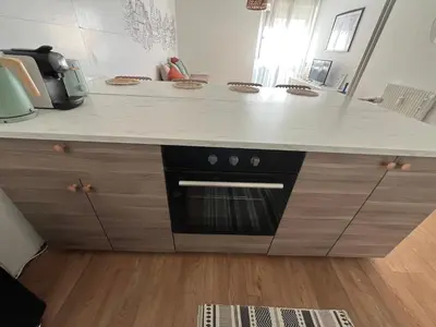 Cuisine ou kitchenette dans l'établissement En plein Centre de Colmar avec Parking