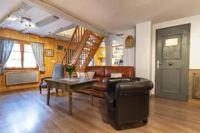 Coin salon dans l'établissement Maison en duplex