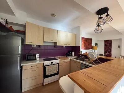 Cuisine ou kitchenette dans l'établissement Gîte au Manoir des Sens avec bain nordique jacuzzi