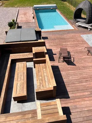 Piscine de l'établissement Le Paradis de Marie ou située à proximité