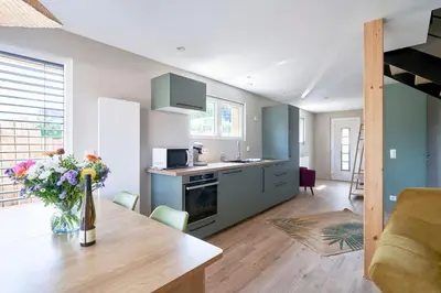 Cuisine ou kitchenette dans l'établissement Le cépage, au coeur des vignes.