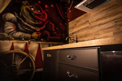 Plan de l'établissement Le Cirque Ensorcelé - Le Studio Maudit & Cosy