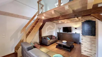 Télévision ou salle de divertissement dans l'établissement Villa Louisa