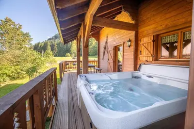 Plan de l'établissement Les Griottes, véritable chalet de montagne, avec Jacuzzi et Sauna