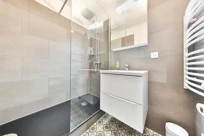 Salle de bains dans l'établissement Appartements duplex 3 et 4 personnes tout confort - Climatisation - Route des Vins - Centre Alsace